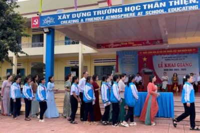 LIÊN ĐỘI TRƯỜNG THCS CHU VĂN AN TỔ CHỨC QUYÊN GÓP ỦNG HỘ ĐỒNG BÀO MIỀN BẮC KHẮC PHỤC BÃO SỐ 3